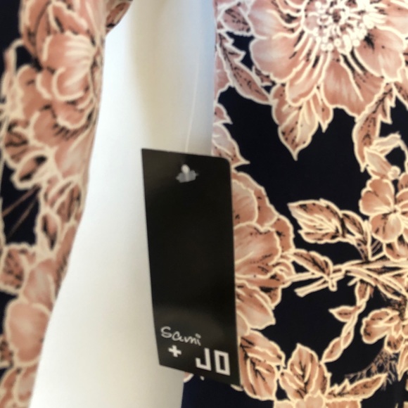 Sami and Jo quarter length dress with quarter length sleeves, NWT, navy - Picture 4 of 5